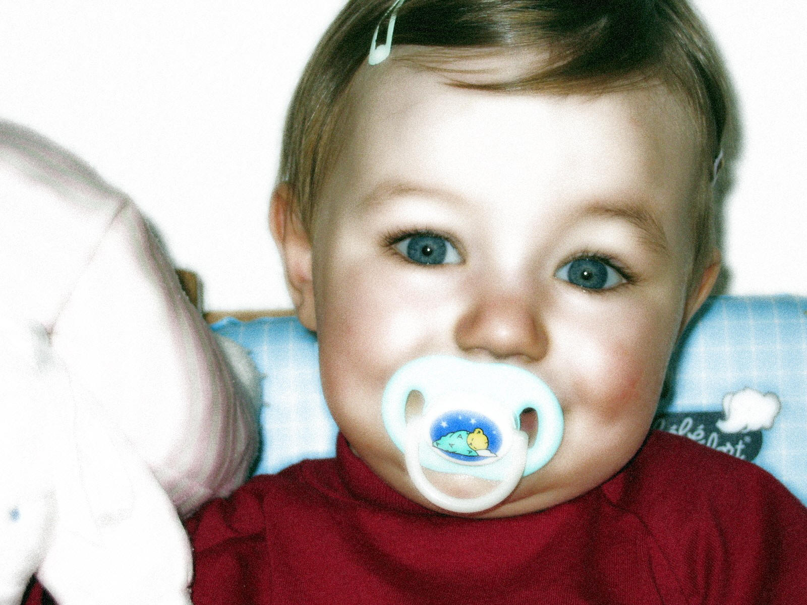 Emma 15 mois
